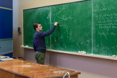 Цикл занятий «О простых задачах по математике, которые трудно решаются»