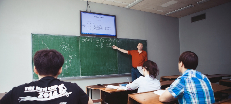 «Любая IT-специальность базируется на хорошем знании математики» «Любая IT-специальность базируется на хорошем знании математики»