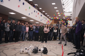 Приглашаем на мастер- класс по робототехнике Приглашаем на мастер- класс по робототехнике