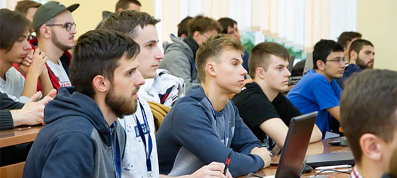 Миэтовцы участвуют в международных сборах по спортивному программированию в Беларуси Миэтовцы участвуют в международных сборах по спортивному программированию в Беларуси