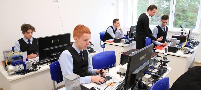МИЭТ развивает сотрудничество с образовательным центром «Сириус» МИЭТ развивает сотрудничество с образовательным центром «Сириус»