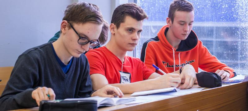 МИЭТ приглашает на занятия детей 4-17 лет